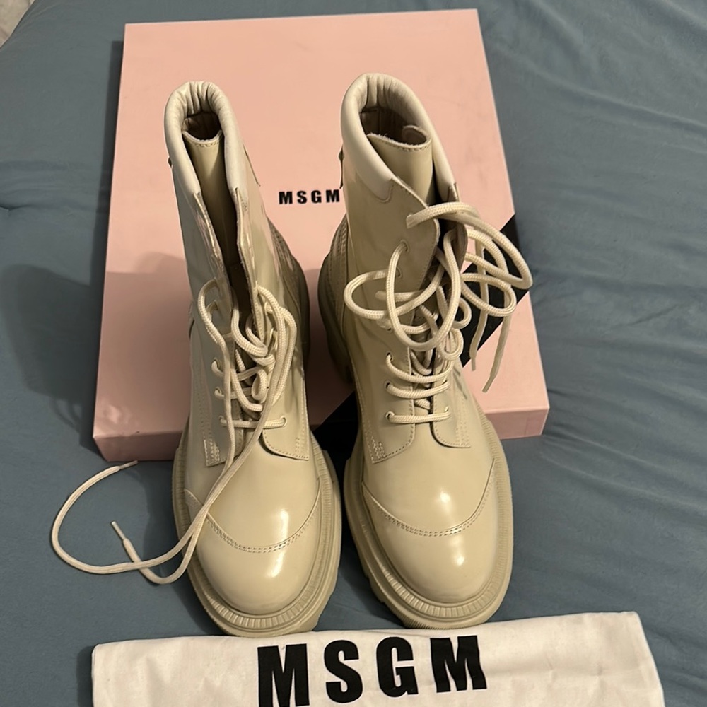 MSGM Women's Cream Combat Boots